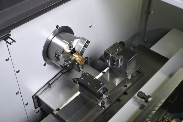 Arbeitsraum der TSUGAMI C200
